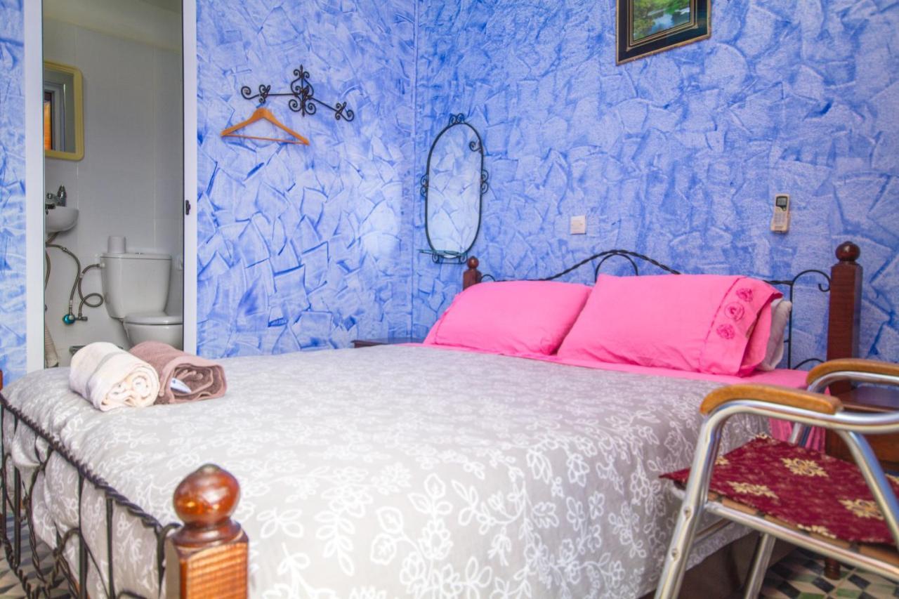 Hotel Touraghine シェフシャウエン エクステリア 写真