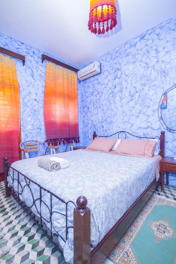 Hotel Touraghine シェフシャウエン エクステリア 写真