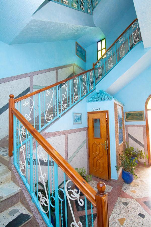 Hotel Touraghine シェフシャウエン エクステリア 写真
